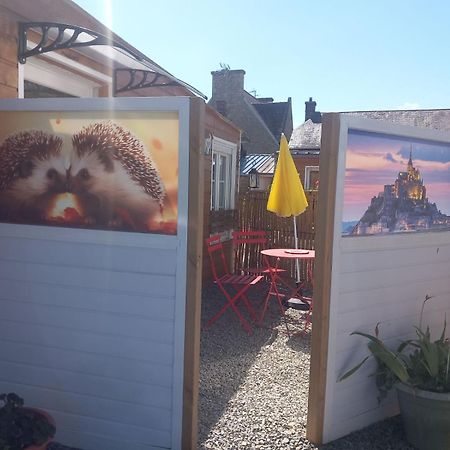 Les Herissons De La Baie Bed & Breakfast Pontorson Eksteriør bilde